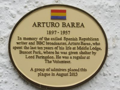 Plaque Commemorating Arturo Barea on the Pub he used