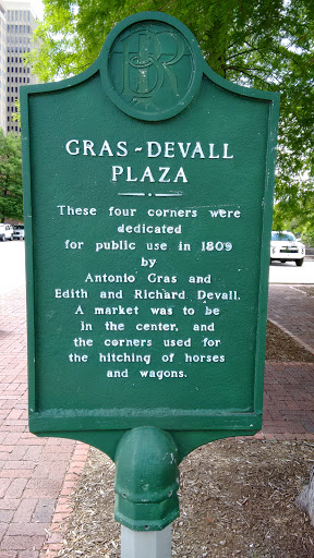 Gras-Devall Plaza