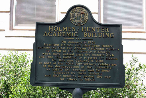 Holmes/Hunter Academic Building,