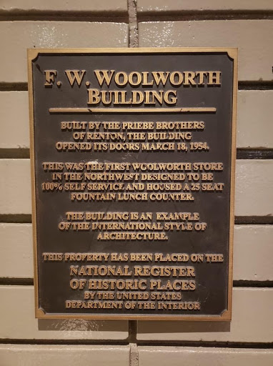 F. W. Woolworth Building