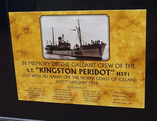 In memory of the gallant crew of the Kingston Peridot