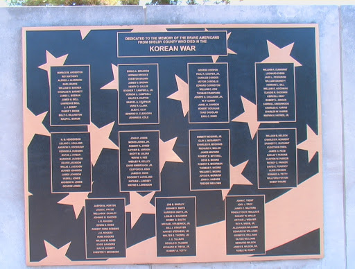 Korean War Memorial at Veterans Plaza