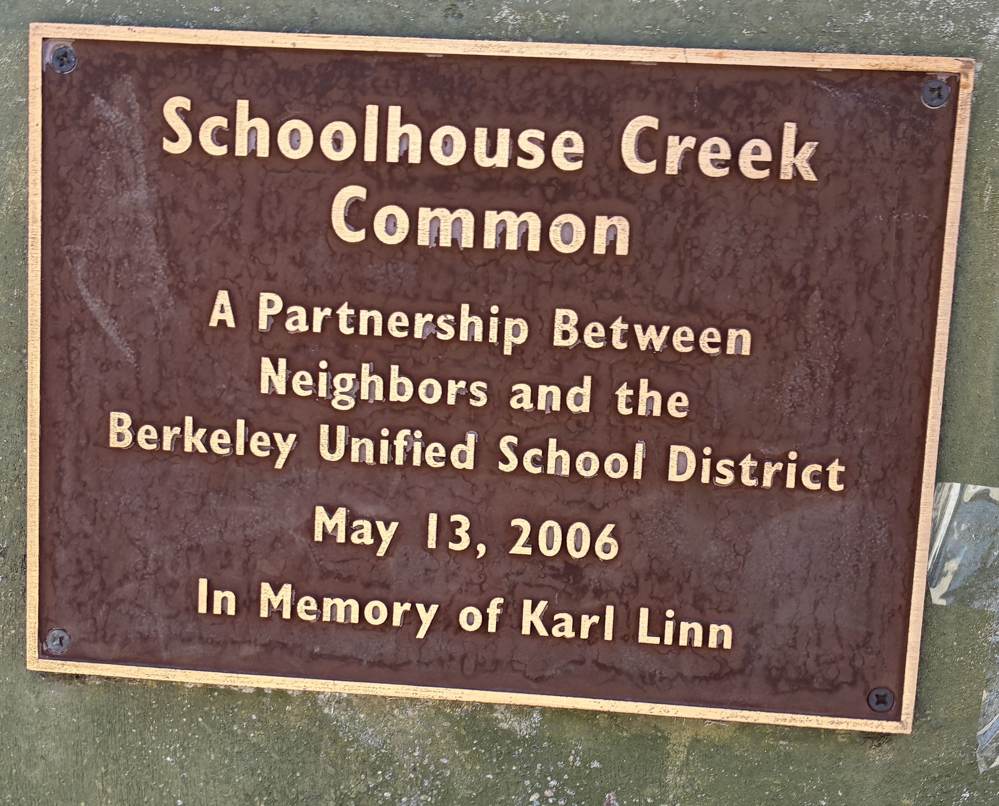 Schoolhouse Creek Common