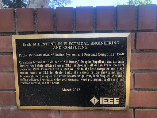 Public Demonstration of Online Systems and Personal Computing