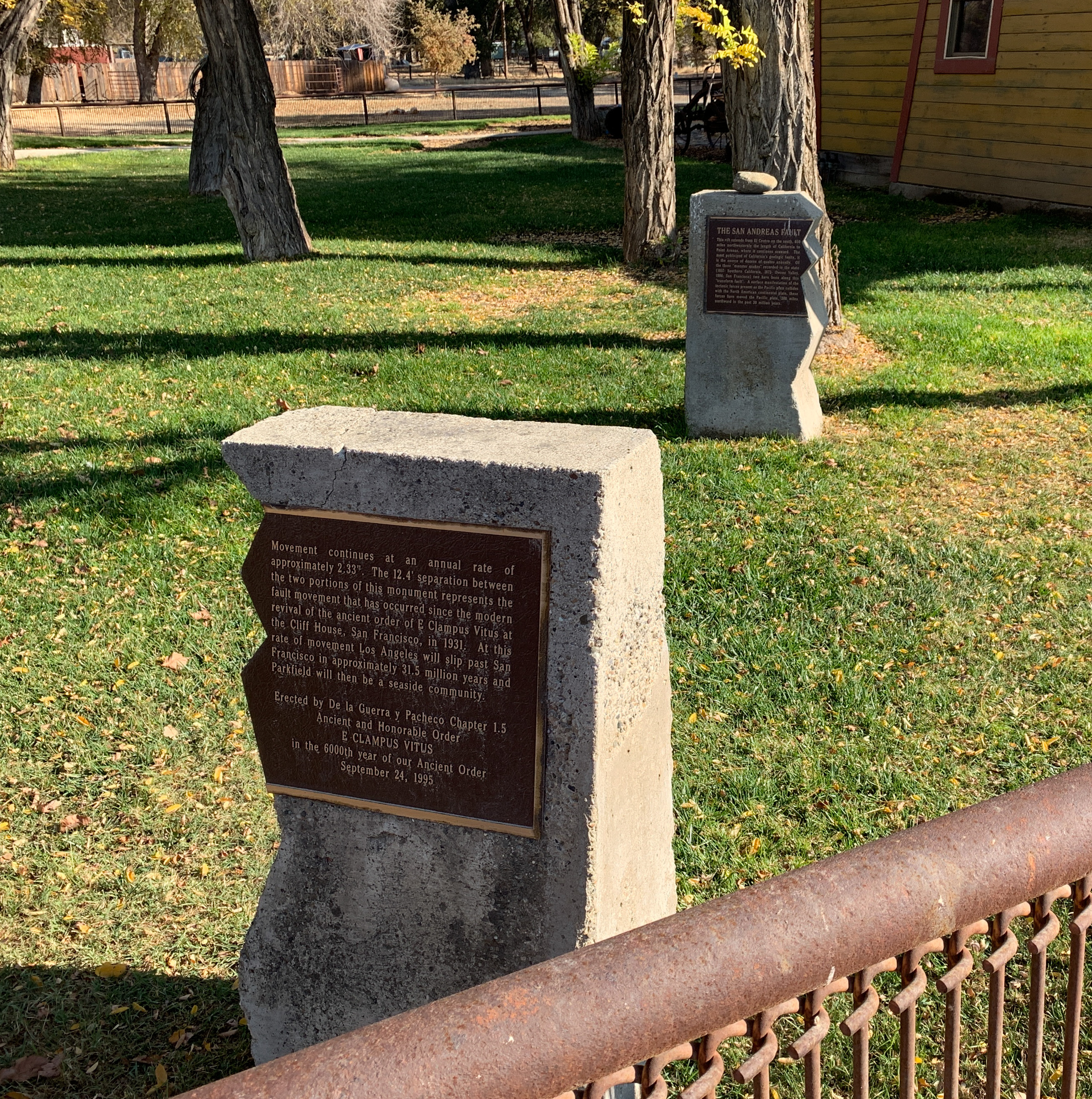 San Andreas Fault - Split Plaque