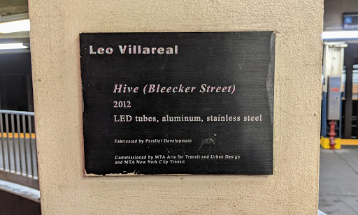 Leo Villareal - Hive (Bleecker Street)