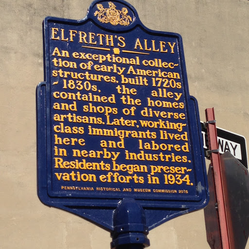 Elfreth's Alley - one of the oldest street still in existence today