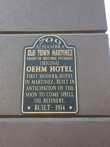 Oehm Hotel, Martinez