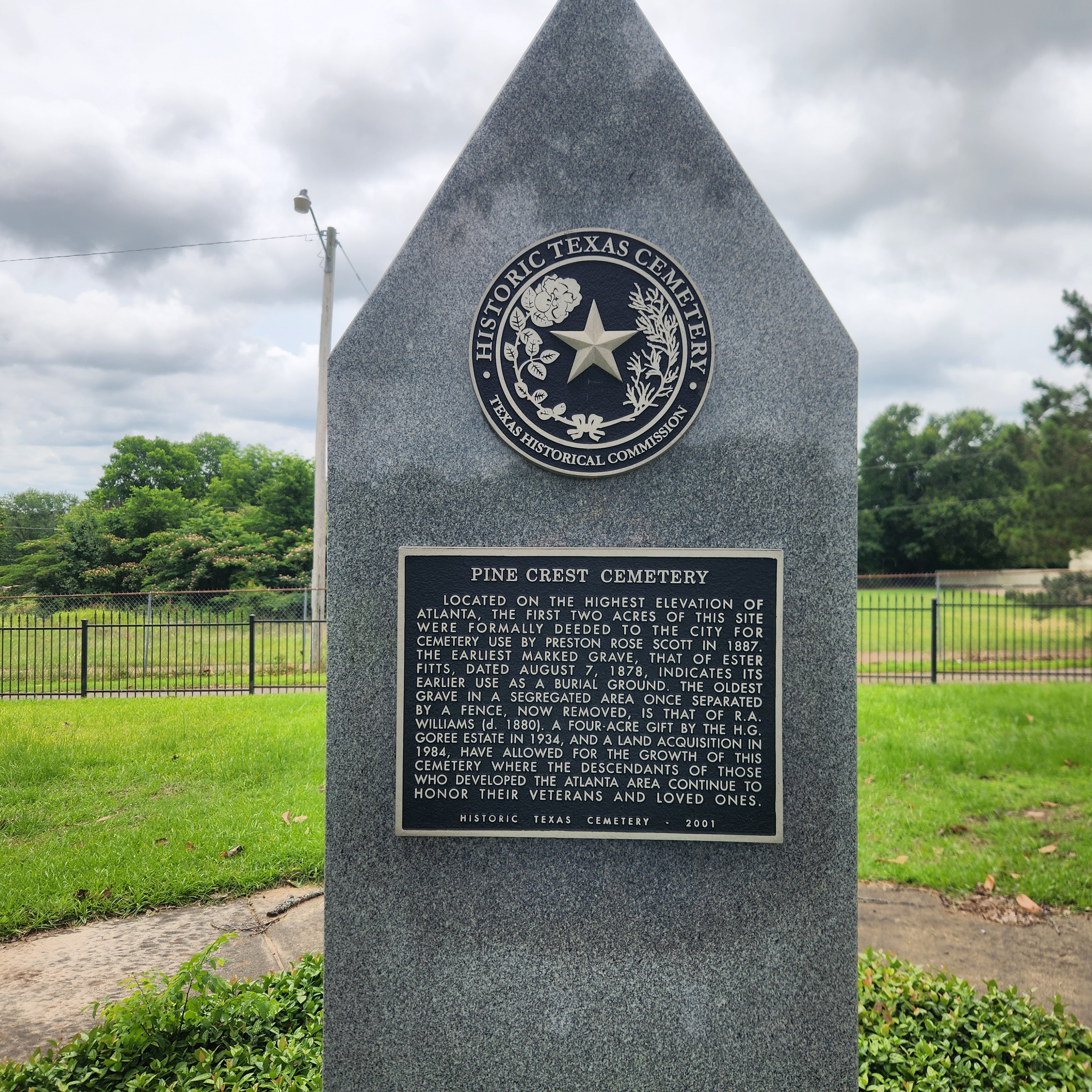 Pine Crest Cemetery