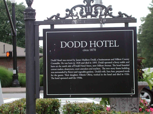 Dodd Hotel • c. 1870