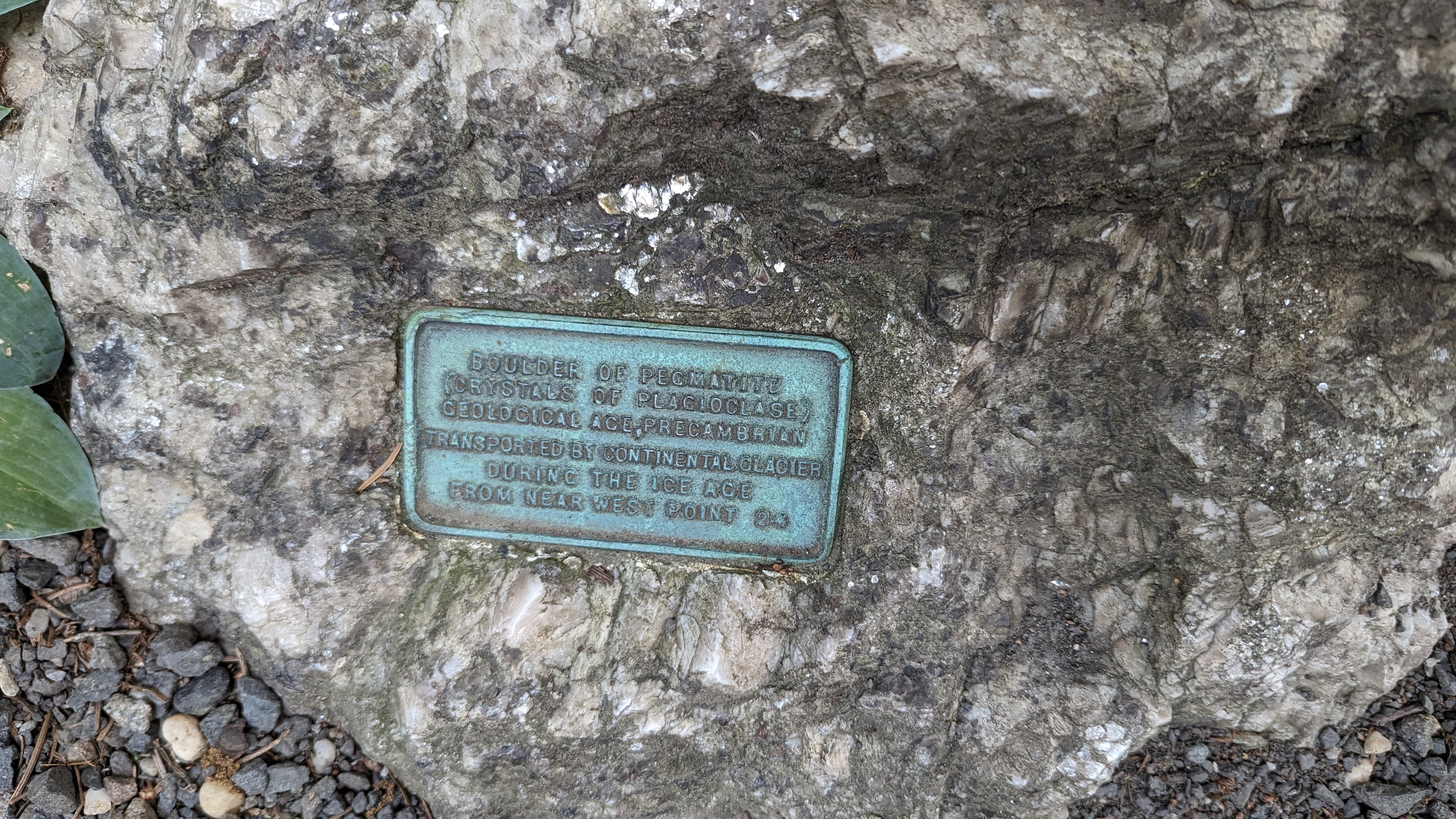 Boulder of Pecmatite