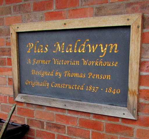 Plas Maldwyn plaque, Caersws