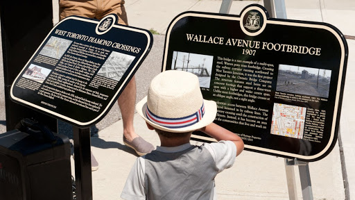Wallace Avenue Footbridge