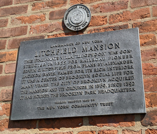 Litchfield Mansion