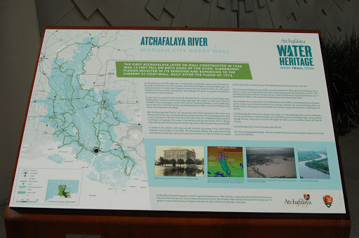 Atchafalaya River - Morgan City Great Wall