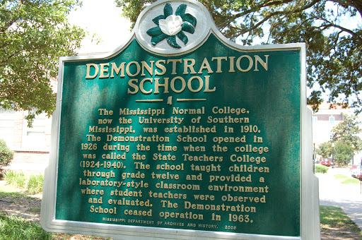 Demonstration School