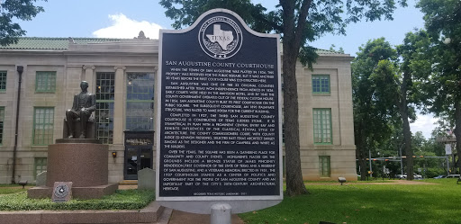 San Augustine County Courthouse