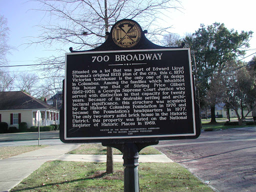 700 Broadway