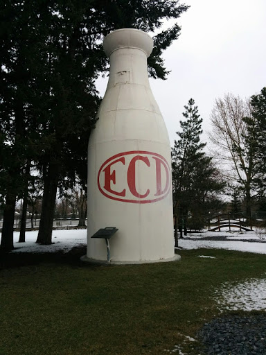 Monument to Pioneering Spirit