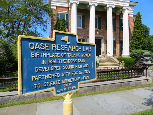 Case Research Lab