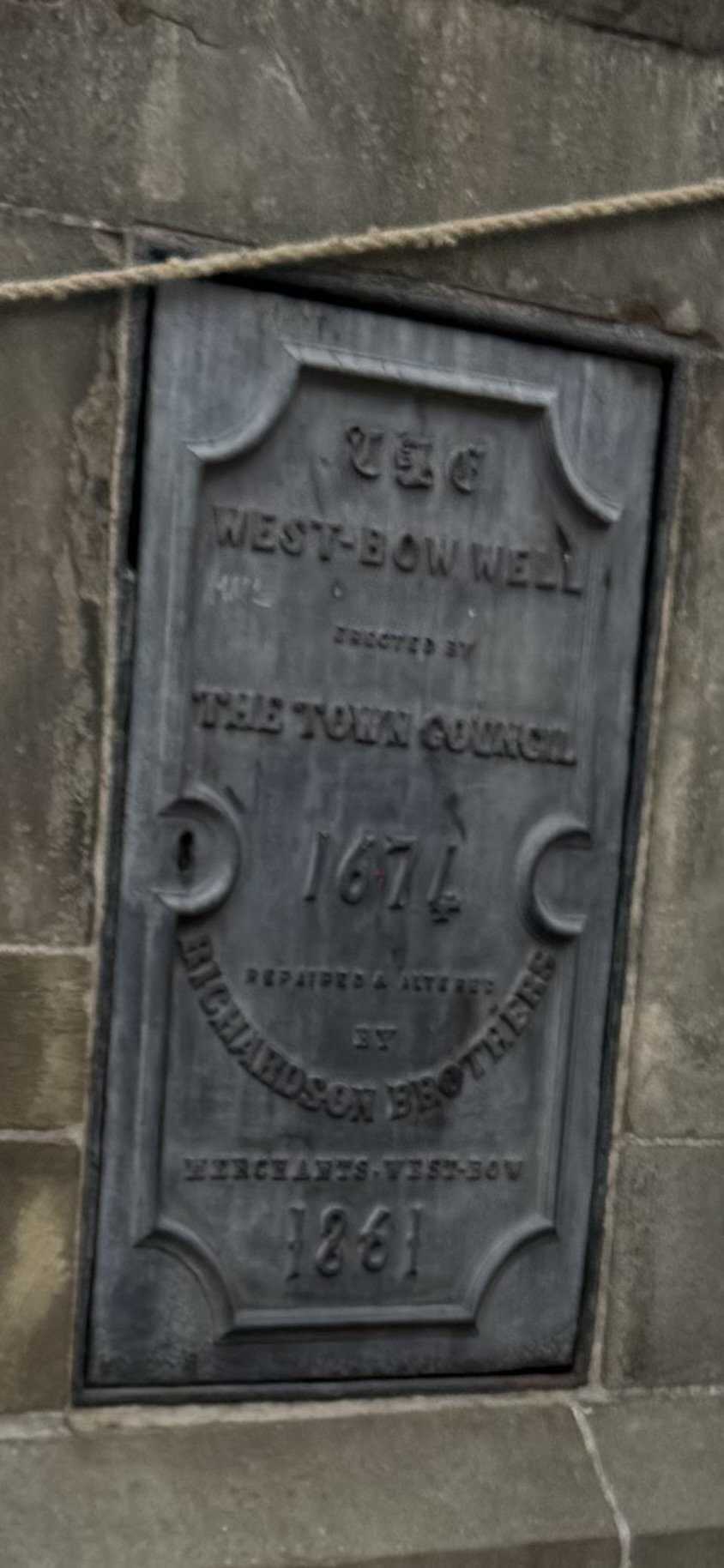 West Bow-Well