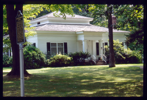 Paddock-Hubbard House / Paddock-Hubbard House