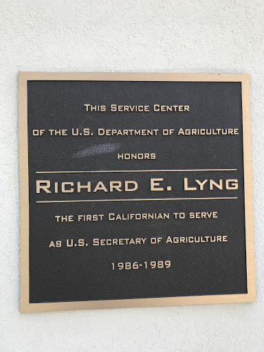 Richard E. Lyng, The First Californian to Serve as U.S. Secretary of Agriculture