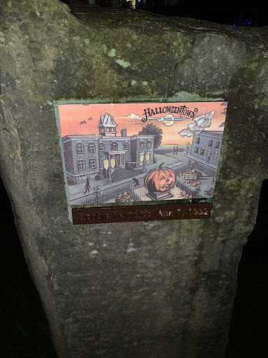 Debbie Reynolds, Halloweentown