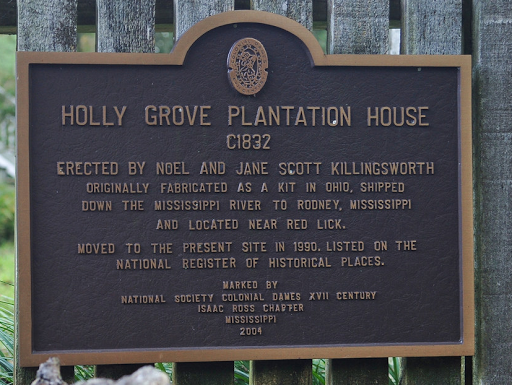 Holly Grove Plantation House