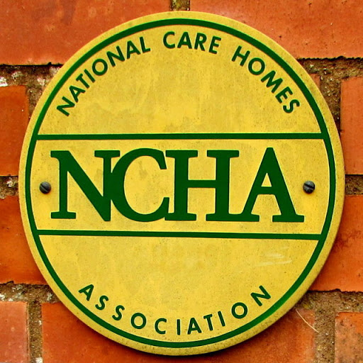 National Care Homes Association plaque, Culver Street, Newent